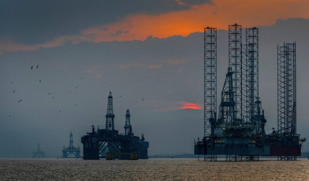 EU Commission warns of “very difficult winter” amid G7 oil reserve release decision