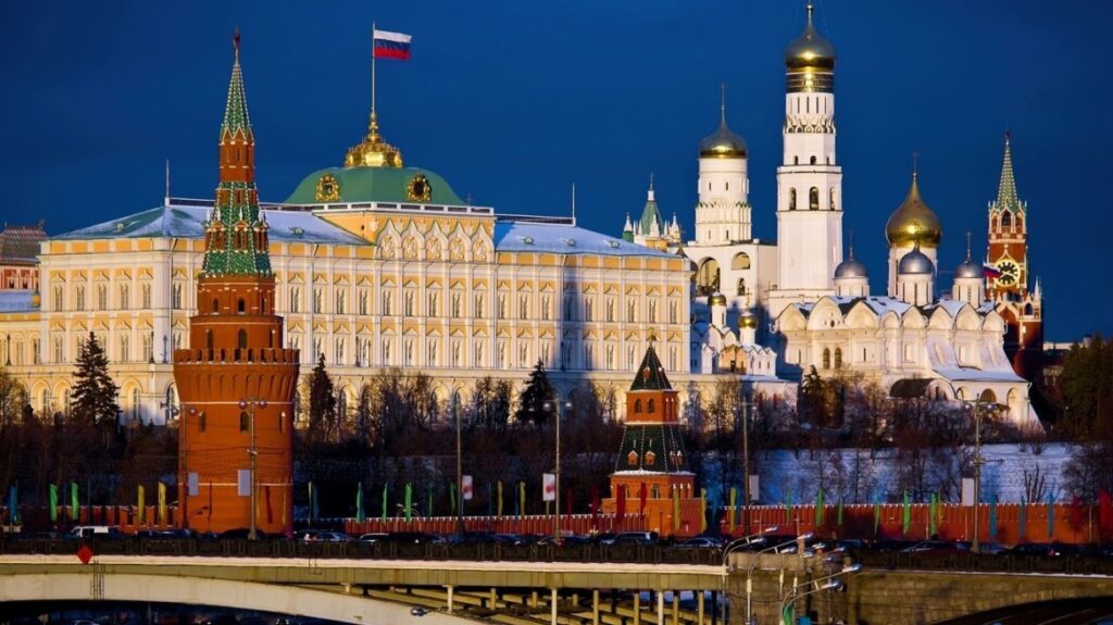 Financial Times reveals secret back-channel talks with Putin to prevent nuclear escalation in Ukraine