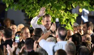 Mitsotakis frames the next election dilemma: majority rule for security and stability