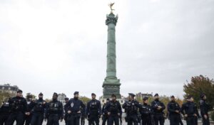 France protests: 135 arrests as Paris locks down ahead of nationwide demonstrations