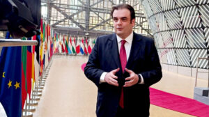 Pierrakakis at IMF: Europe resilient amid successive shocks — Georgieva praises Greece for early loan repayment