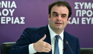 Greece’s 120-installment debt relief plan set for October vote