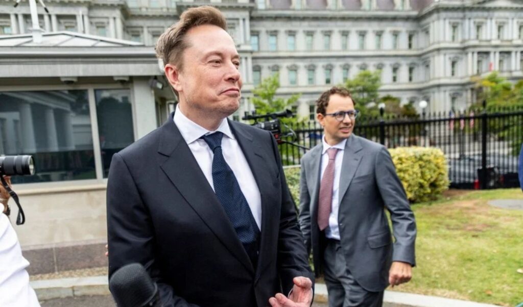 Elon Musk’s AI “Odyssey” premieres: First 7 minutes and the Nolan feud