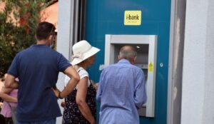 55,000 retirees face tax bills for undeclared retroactive pension payments