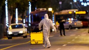 Grenade scare in Athens: Bomb squad deployed after suspicious object thrown outside café