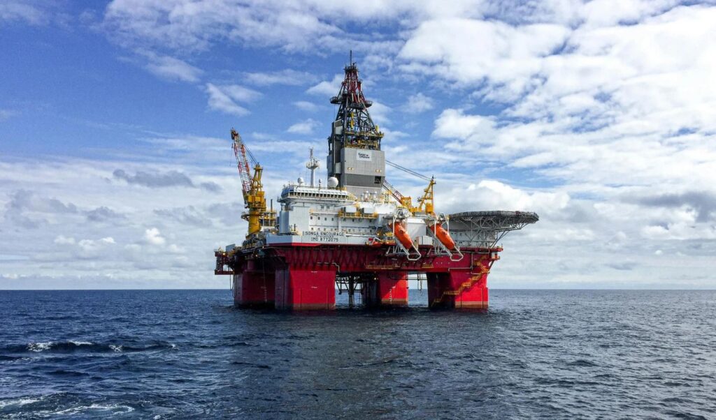 Oil & Natural Gas Prices Surge as Middle East Supply Risk Grows