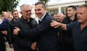 Tsipras rebuilds ties in Crete: Fresh political strategy against Mitsotakis and Androulakis